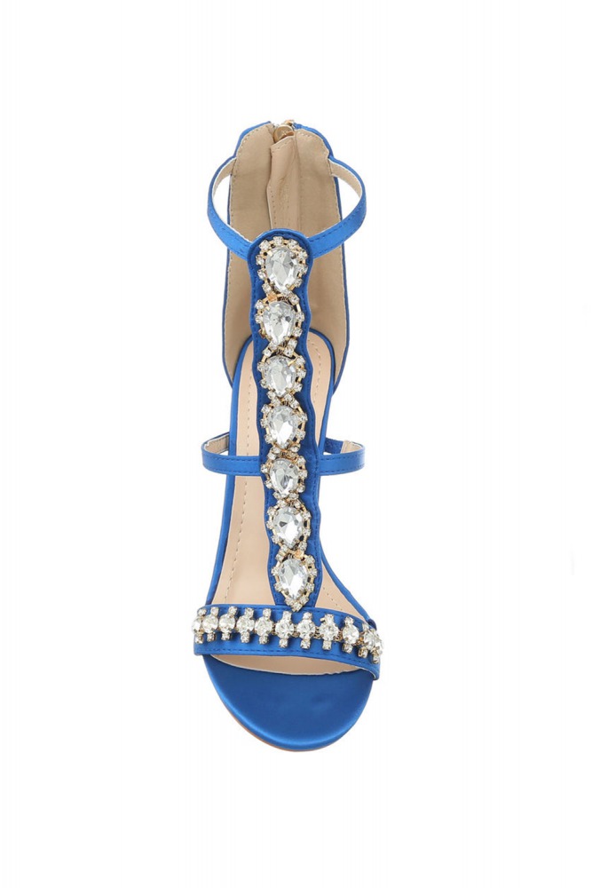 Sandali s kristalno dekoracijo